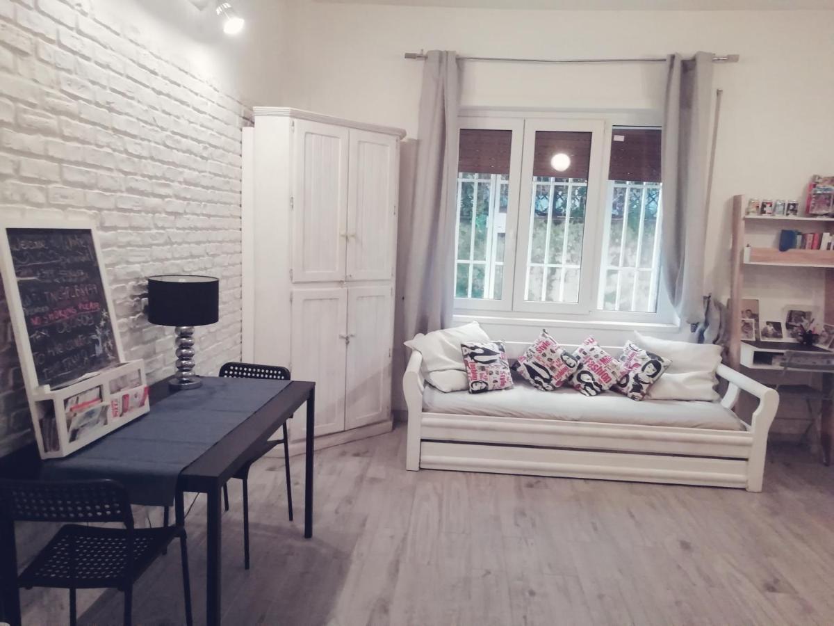 White Apartment Rome Exterior photo
